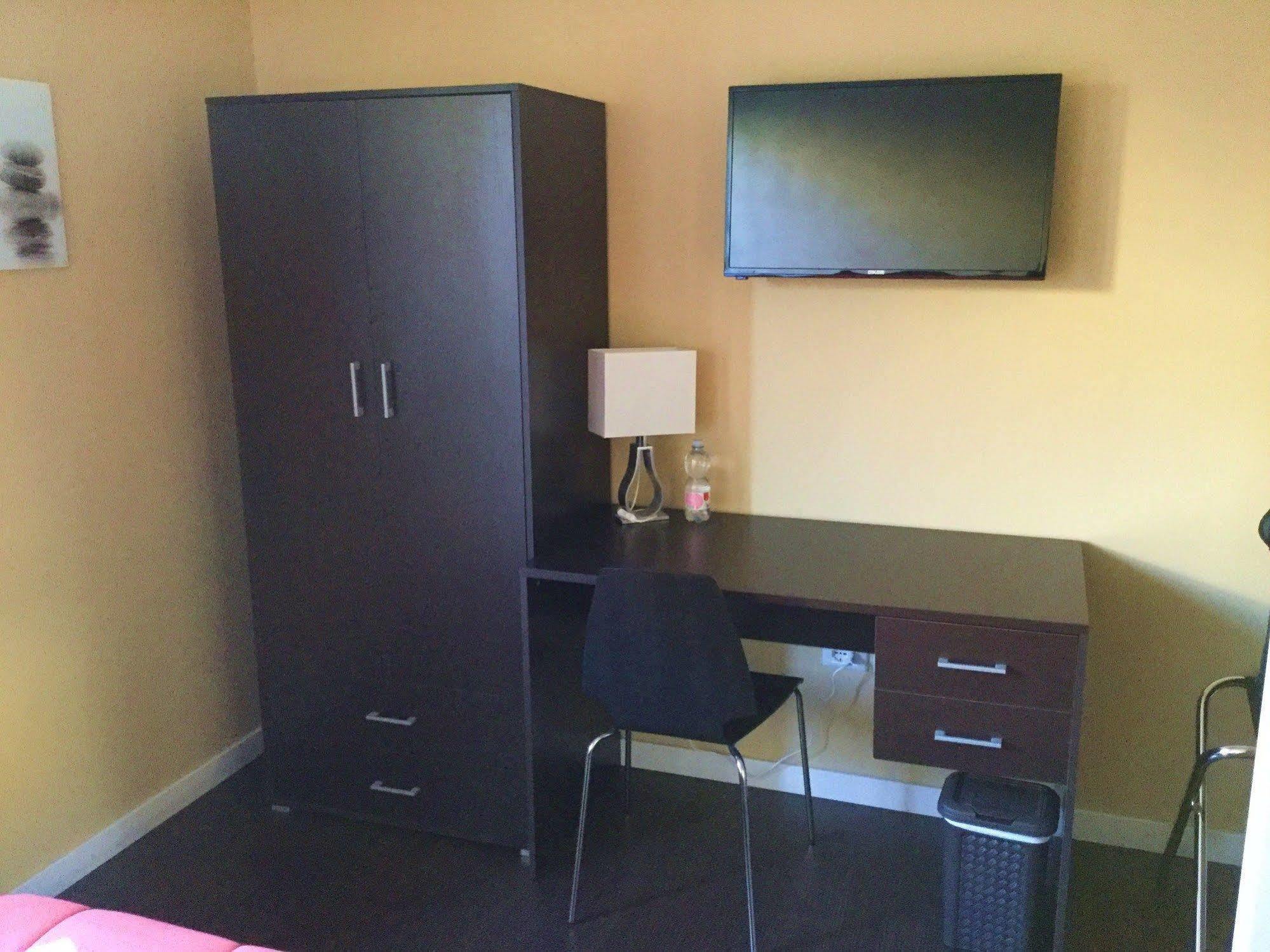 Domus Corso Umberto 18 B&B Pescara Exterior foto
