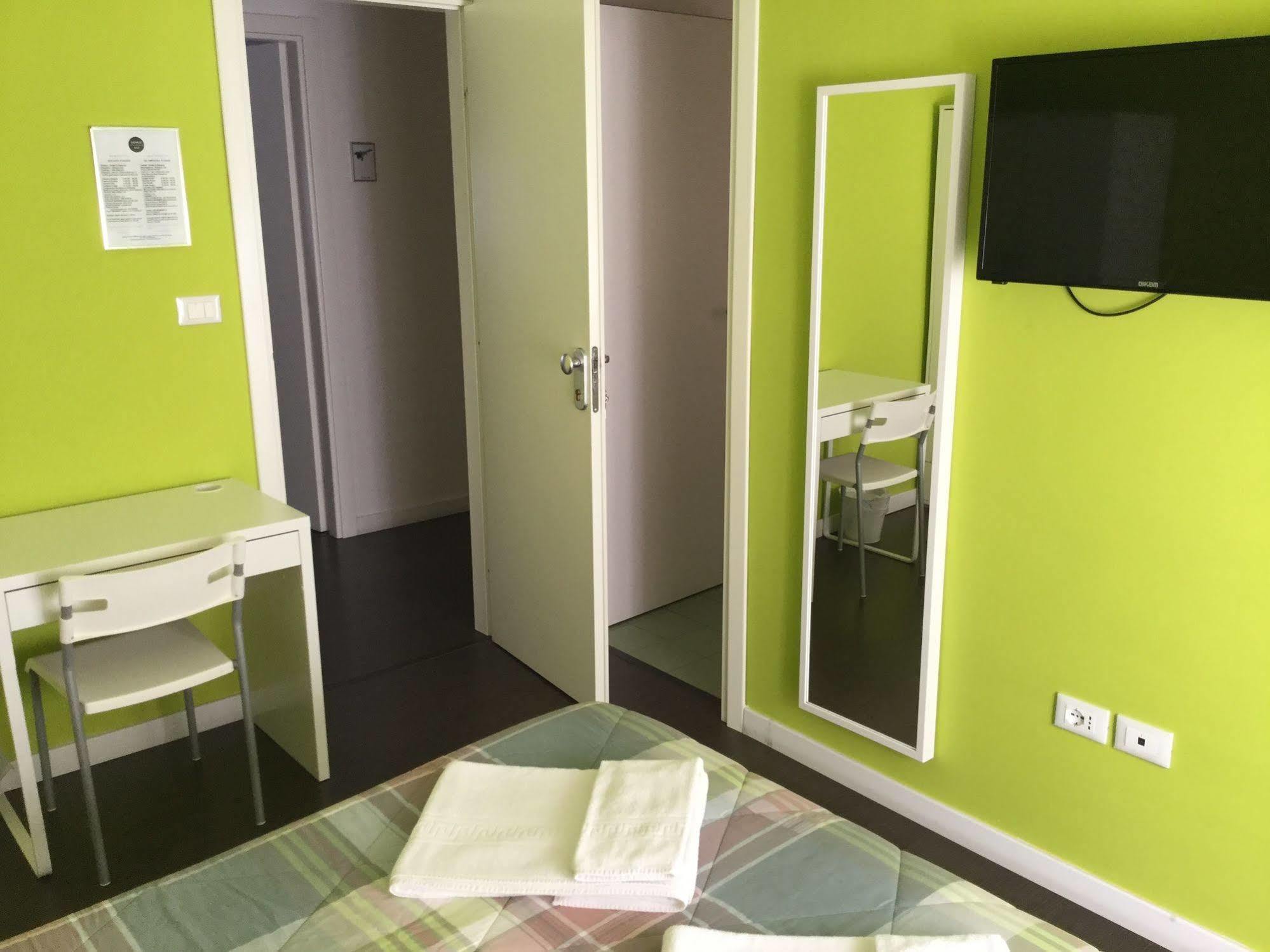 Domus Corso Umberto 18 B&B Pescara Exterior foto